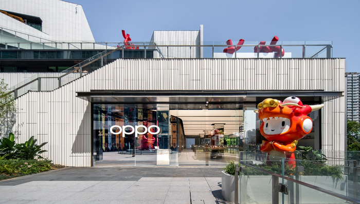 OPPO中国区加码高端渠道，在贵阳设立全国最大旗舰店
