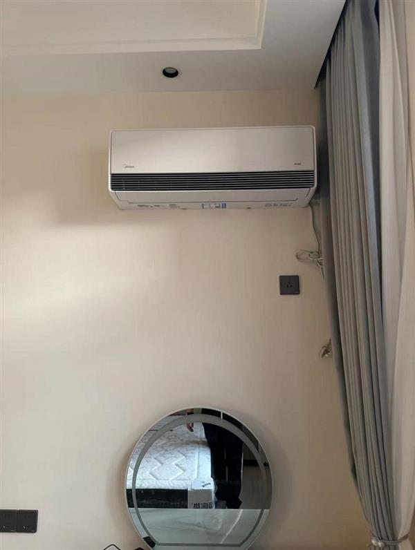 为何“空气超跑”美的美家·全面风空调能成爆款 这届年轻人信奉“性能为王 体验至上”(图1) 为何“空气超跑”美的美家·全面风空调能成爆款 这届年轻人信奉“性能为王 体验至上”(图1)