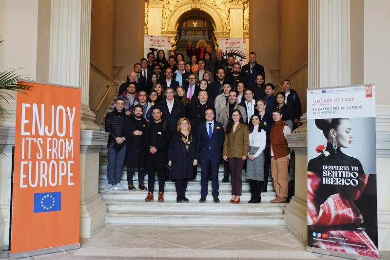 全球知名米其林星厨共赴西班牙 深度体验伊比利亚火腿的前世今生(图2)