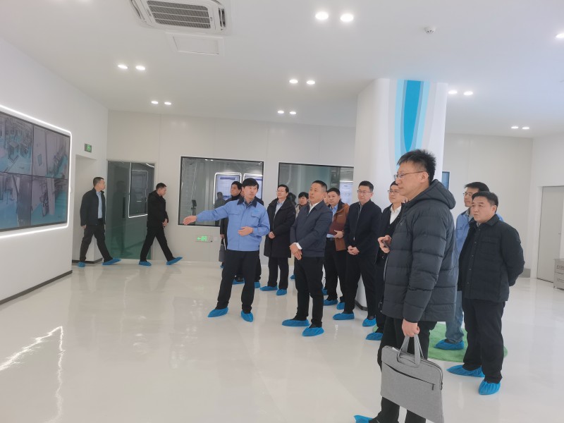 国家市场监管总局特殊食品司陈健一行莅临贝特佳,开展婴幼儿配方乳粉生产调研(图3) 国家市场监管总局特殊食品司陈健一行莅临贝特佳,开展婴幼儿配方乳粉生产调研(图3)